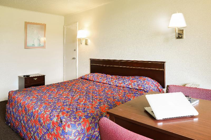Springwood Hotel, Opelika I-85 Columbus Pkwy Extérieur photo